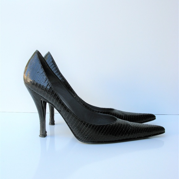 Delman Snakeskin Embossed Retro Pointy Toe Pumps - Picture 7 of 8